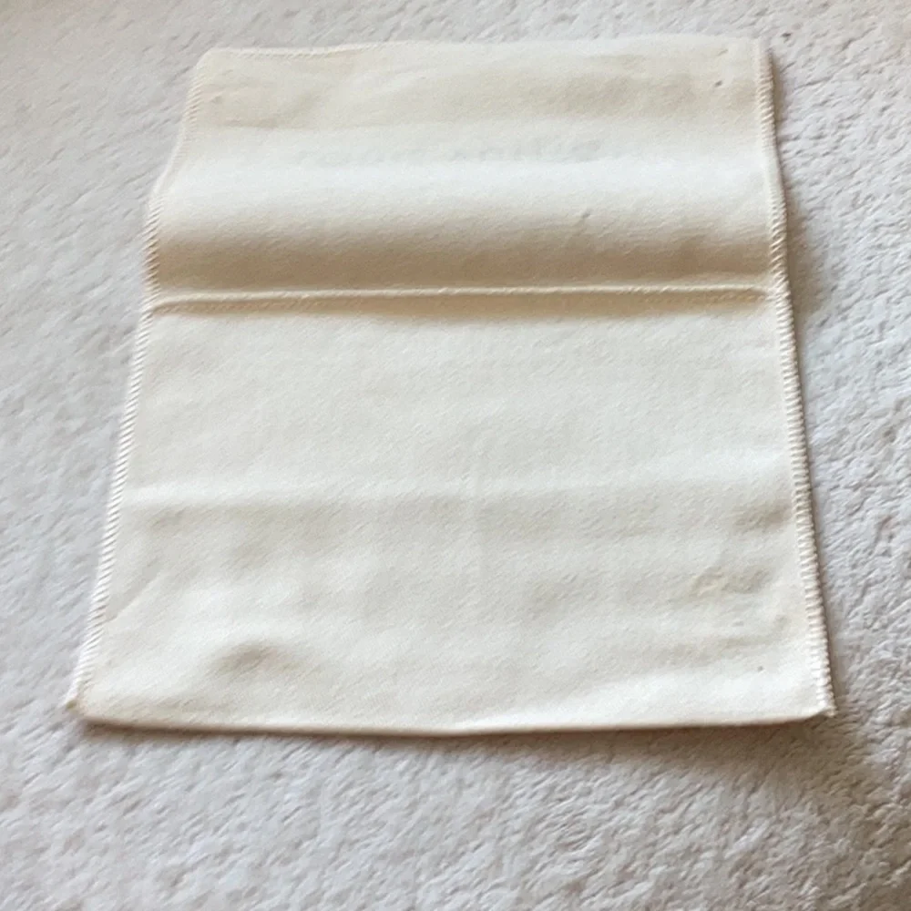 - LOUIS VUITTON Dust Bag, Small 7х5